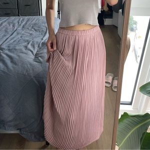 Uniqlo Mauve Pink Pleated Maxi Skirt